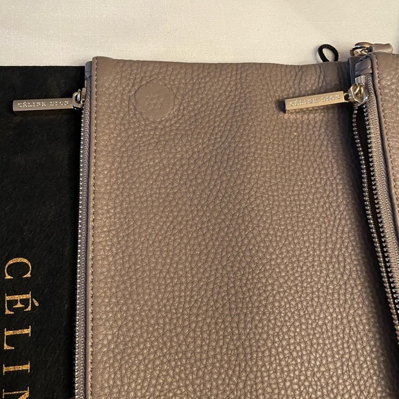 Celine Dion Collection taupe leather crossbody bag - Picture 6 of 16